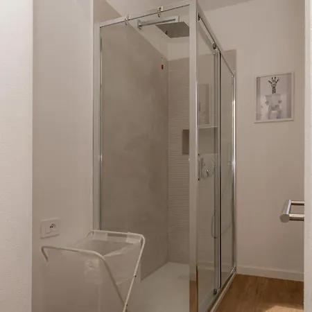 Deluxe - Apartment *